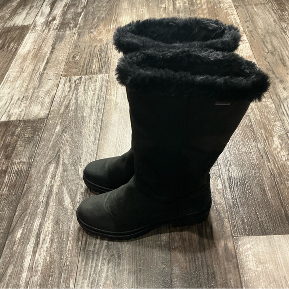 GEOX Women's Black Fur-Lined Boot Size 7 - Picture 9 of 16